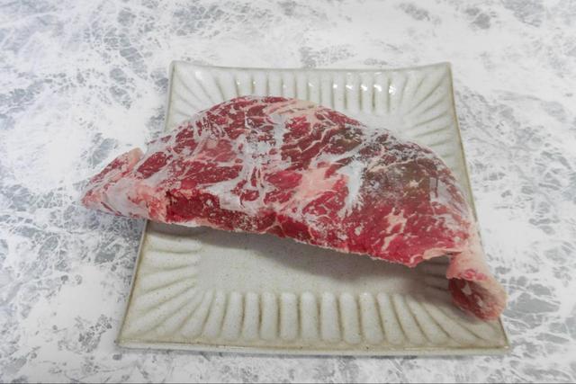 【冷凍ステーキ】おいしく焼くコツをご紹介します！