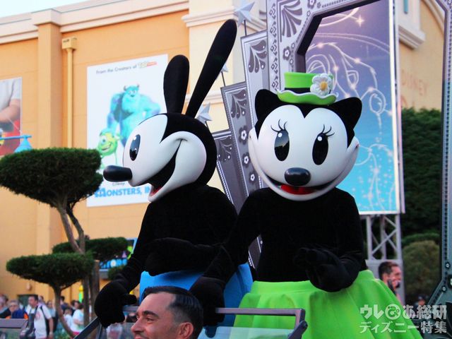 オルテンシアの世界初お披露目のショー「Oh My, Ortensia!」