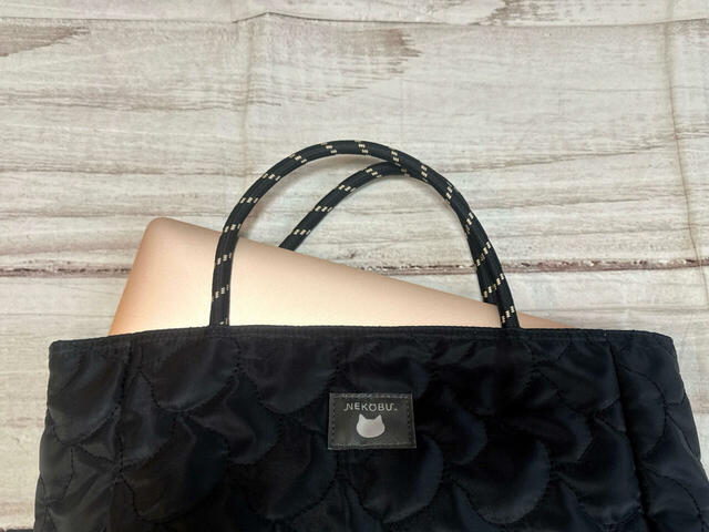 13インチのMacBook Airが収納できるサイズ