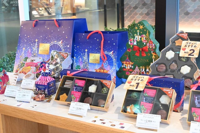 【ゴディバ】おまけ。「GODIVA café Hibiya」も覗いてきました♪