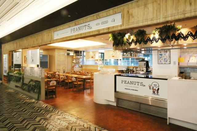 「PEANUTS Cafe 博多（POP UP）（C）2024 Peanuts Worldwide LLC」【暑い季節にぴったり！スヌーピーときょうだいたちの“カラフルかき氷”が「PEANUTS Cafe」に登場！】