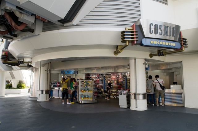 東京ディズニーランド「コズミック・エンカウンター」