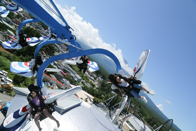 富士急ハイランド「テンテコマイ」