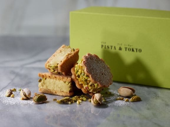 【東京ギフトパレット・東京駅限定スイーツランキング 2024（生菓子・半生菓子）】1位「ピスタージュ」4個入 1,728円／PISTA & TOKYO