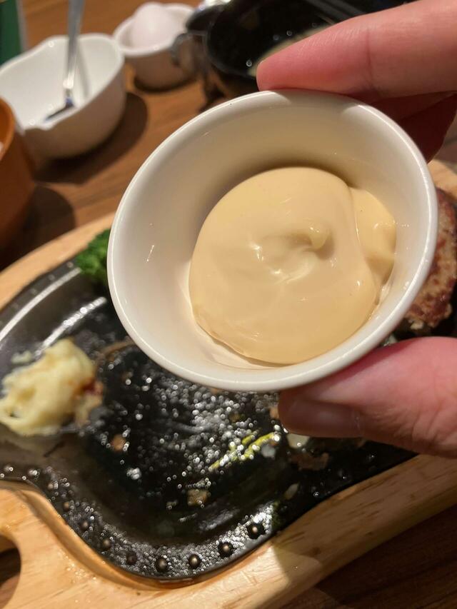今回はマヨネーズを注文!びっくりドンキーのマヨネーズってなんかコクがあって美味いですよね。【びっくりドンキーの「今年もガリバー!」】