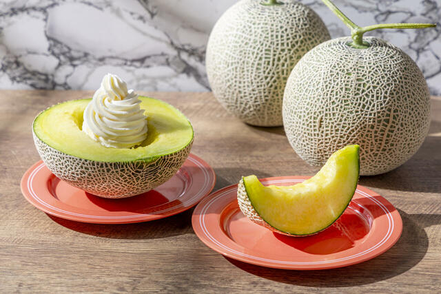 「茨城県鉾田産メロンの特別食べ放題プラン」＜期間：2026年5月7日〜6月30日＞【テーマは“大人のための洋食ビュッフェ”♪ヒルトン成田でGWはズワイ蟹が食べ放題！5/7からはジャンボエビフライ＆完熟メロンも食べ放題！】