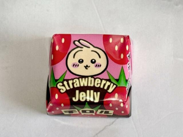 うさぎはいつもの「フゥン」のお顔。お耳が少し下がっているのもかわいい♪