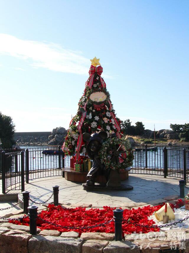 ダッフィーたちのクリスマスツリー