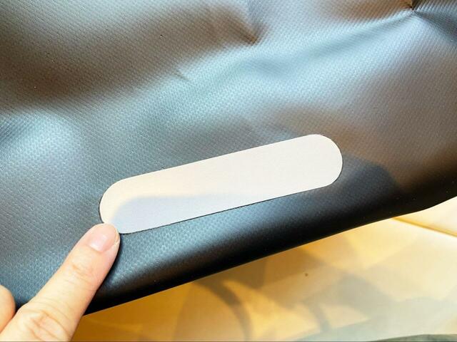 【オウルテック 3way防水バッグ】さりげないリフレクターのおかげで視認性・安全性も◎