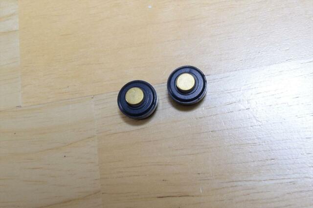 【セリア】スマートフォンゲーム用ボタン2P／100円