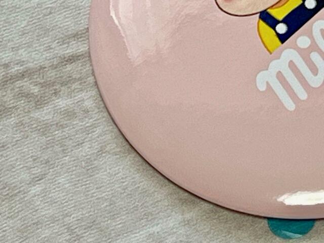 ツヤっとした質感がかわいい♪【sweet 2023年9月号付録】「MILKFED.(ミルクフェド)特製 ペコちゃんポーチ&ポコちゃんミラー」