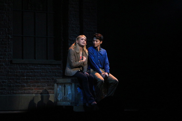 ローレン（ソニン）がチャーリー（小池徹平）に亡くなった父とのエピソードを伝えるシーンは何度見ても涙が溢れる。