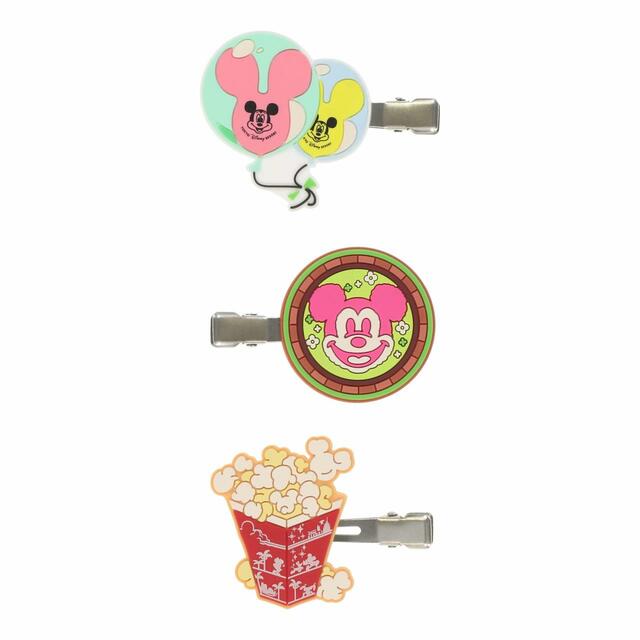 ヘアクリップセット 1,400円｜3個セット｜東京ディズニーリゾート パークをモチーフにしたカラフルなグッズ｜発売日：2023年6月15日（木）｜販売店舗：東京ディズニーランド「ホームストア」、東京ディズニーシー「ヴィラ・ドナルド・ホームショップ」
