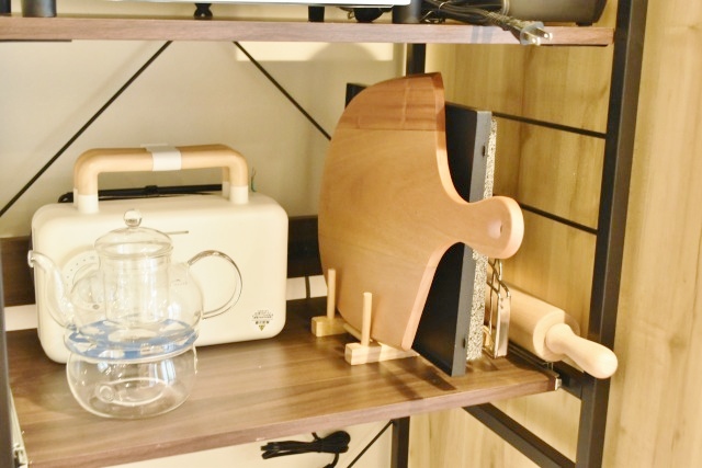 ホットサンドやピザ生地作りの道具も揃う