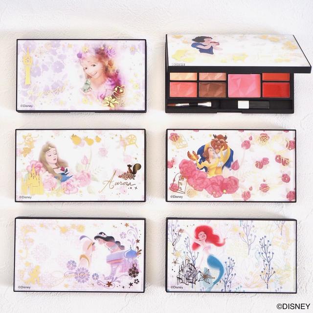 人気プリンセス集合! ＜ディズニープリンセス＞　マルチパレット 1,800円（本体）＋税 イッツデモ
