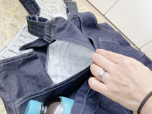 【ワークマン グリーンテックアウトドアデニムベスト】あちこちにポケットがあり、まさに多収納！