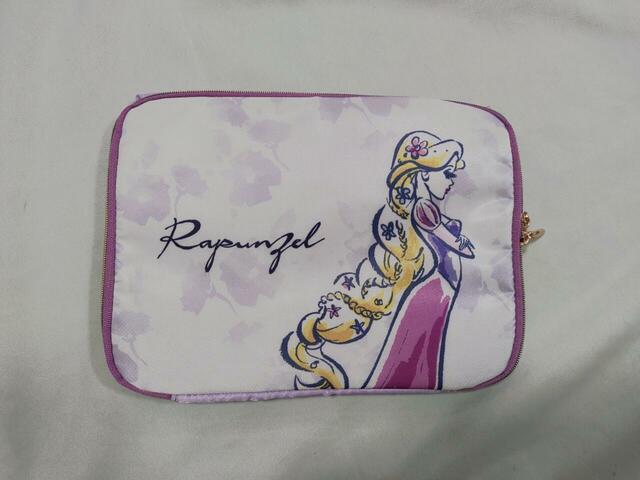 美しい美女が佇んでいる、おしゃれなデザイン