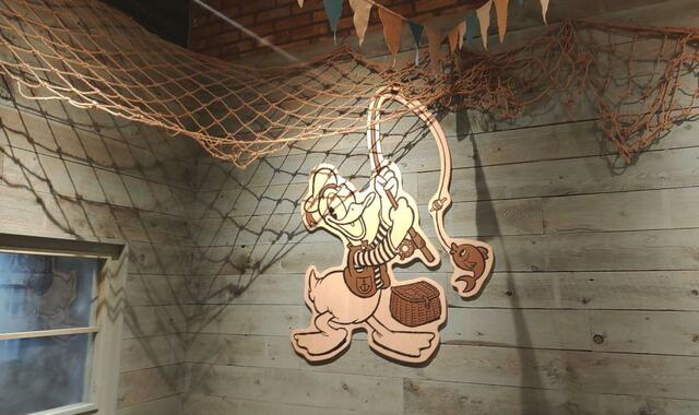 ドナルドダッグデザインの部屋「Disney HARVEST MARKET（ディズニー・ハーベスト・マーケット） By CAFE COMPANY」横浜赤レンガ倉庫店