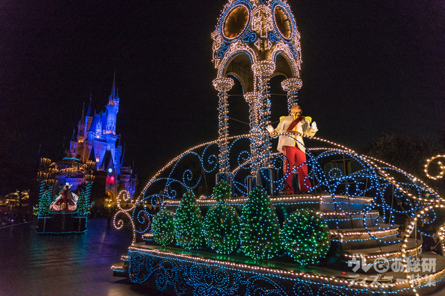 クリスマスバージョン「東京ディズニーランド・エレクトリカルパレード・ドリームライツ」（2016年）｜東京ディズニーランド「クリスマス・ファンタジー」