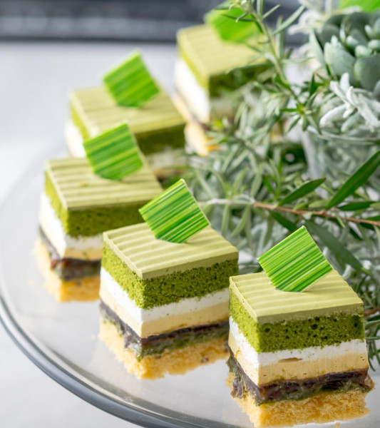 贅を尽くした“スーパーシリーズ”