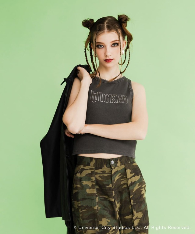 【SENSE OF PLACE by URBAN RESEARCH】トップスとして1枚で着るのがおすすめ