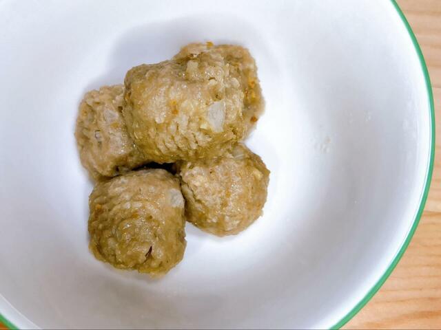 【ドン・キホーテ 国産鶏肉使用肉だんご】国産鶏肉使用が嬉しい