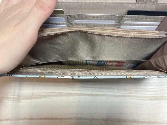 チケットなども収納できる！