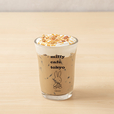 「ソルト＆キャラメルコーヒー（HOT/ICE）」＜税込990円＞【「miffy café tokyo」に新メニューが仲間入り】