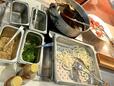 【ココス　朝食バイキング 】うどんコーナー。揚げ玉とねぎもお好みで