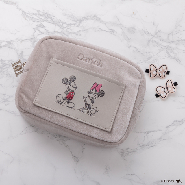 Disney LIFESTYLE BOOK グレーポーチ&前髪クリップ by Darich 3,949円