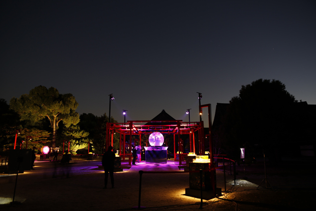 京都・元離宮二条城で開催の「アートアクアリウム城」