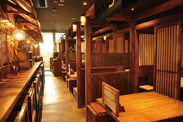 【魚】炭火焼・炉端焼がうまい店／【神田淡路町】越後屋 三十郎　店舗内観