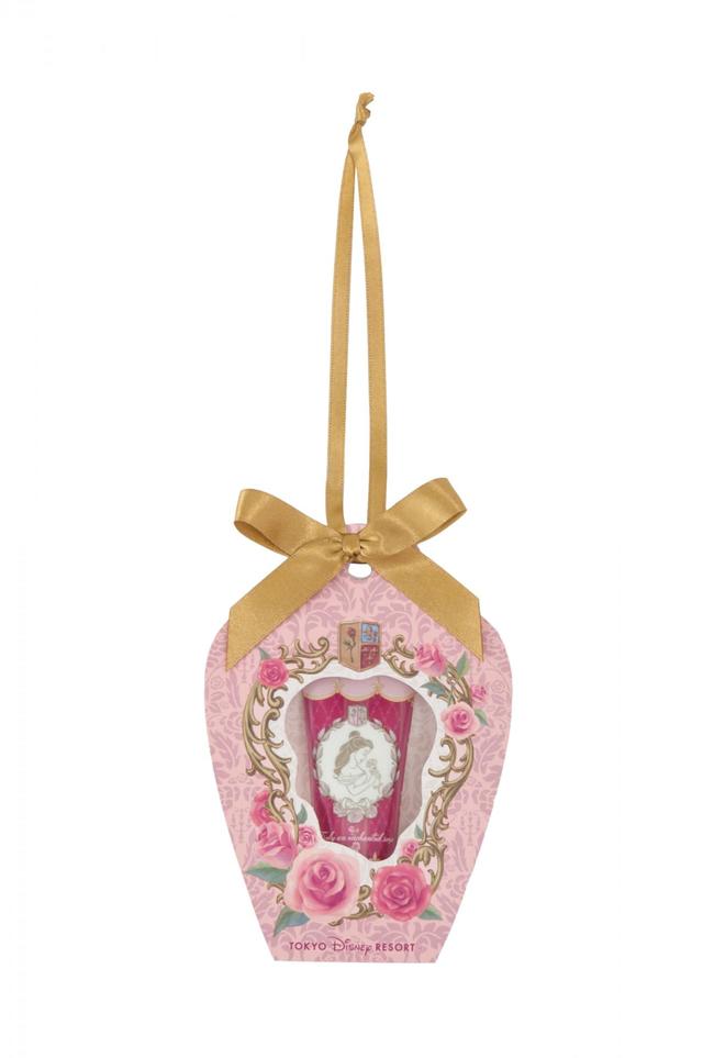 ハンドクリーム 800円｜内容量:25g、ローズの香り、(本体)縦約10cm｜東京ディズニーリゾート・アプリ、ギャグファクトリー／ファイブ･アンド･ダイム