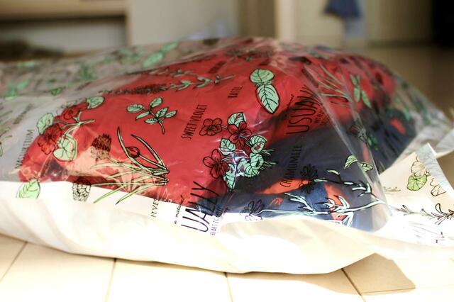 【セリア】トラベル用圧縮袋／100円