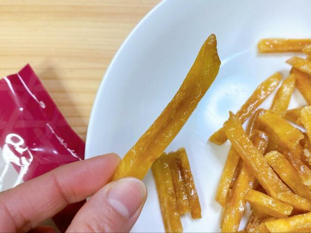 【ドン・キホーテ 芋けんぴ】さつまいも、砂糖、植物油脂だけのシンプル味わいが懐かしい♪