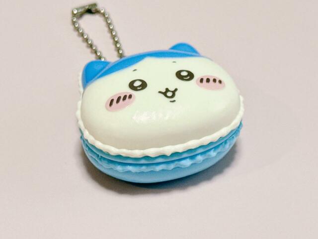 よく見るとマカロン風のデザインになっており、ちいかわたちのお顔がそのままマカロンになったような仕上がり