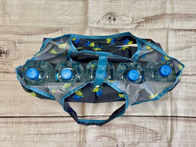 2Lのペットボトルが5本入る大容量！