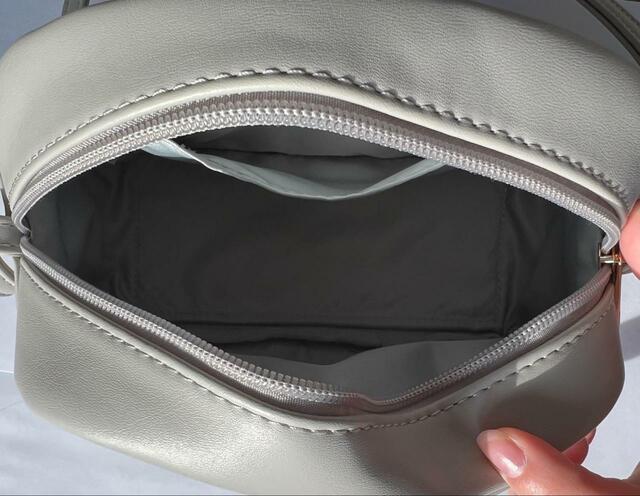【しまむら ゴウヒSLD】小さいバッグでもしっかり荷物が入るのは嬉しい!
