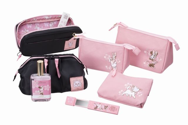 ダブルファスナーポーチ　デイジー 1,540円、三角ポーチS　デイジー 1,540円、三角ポーチM　ミニー 1,760円、ワイヤーポーチ　ディズニーマリー 1,540円、ボディミスト　ミニー 1,760円、ティッシュポーチ　ディズニーマリー 1,430円、スティックミラー　ミニー 990円