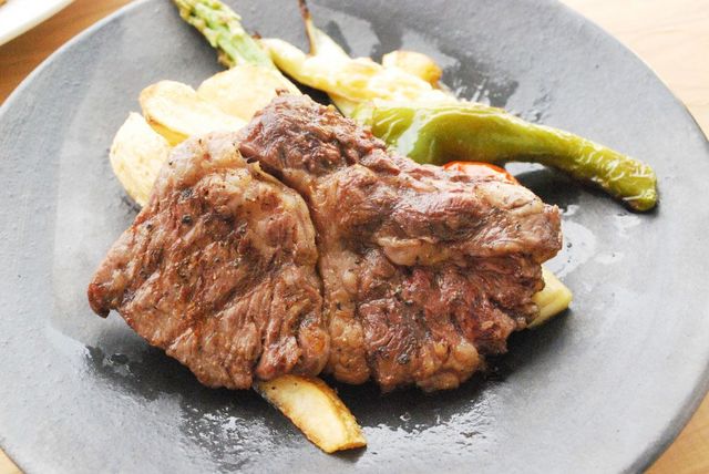 「相州牛」が食べられる「MARIN＆FARM」／「神奈川県産牛肉の特選サーロインステーキ」