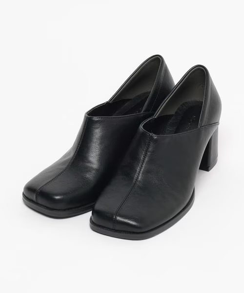 「オリジナルスクエアブーティー」ブラック 5,940円（税込）