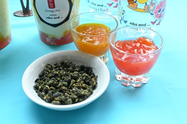 阿里山ウーロンティーとピンクグレープフルーツゼリー、マンゴーピューレ