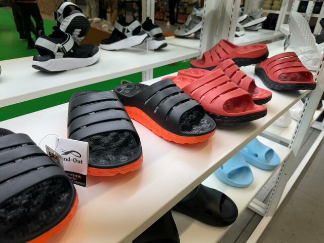 【ワークマン シックソール サンダル アドバンス】 スライダーサンダルにも注目！