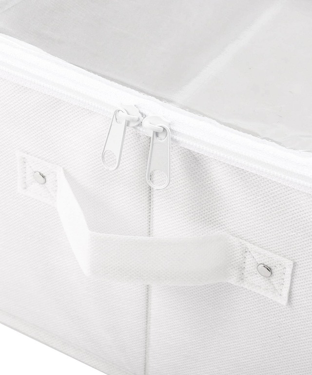 「透明フタ付収納BOX／不織布収納シリーズ」330円（税込）