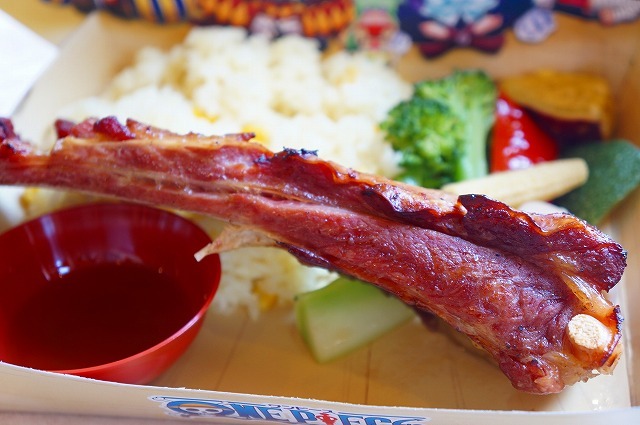 肉！超でっかい骨ついたやつ！1.990円＠ＵＳＪ