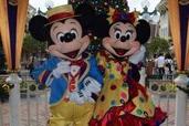【ディズニー速報】香港ディズニーランド10周年! 限定コスチュームグリーティング【写真30枚】