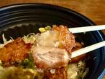 【ガスト 唐揚げてりタル丼】お肉はジューシーで柔らかく、食べやすい仕上がり