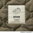 【『ムーミン×kippis たっぷり入る！ ふわ軽キルティングトートバッグ 限定デザイン』（宝島社）】光沢感のある織りネーム♪