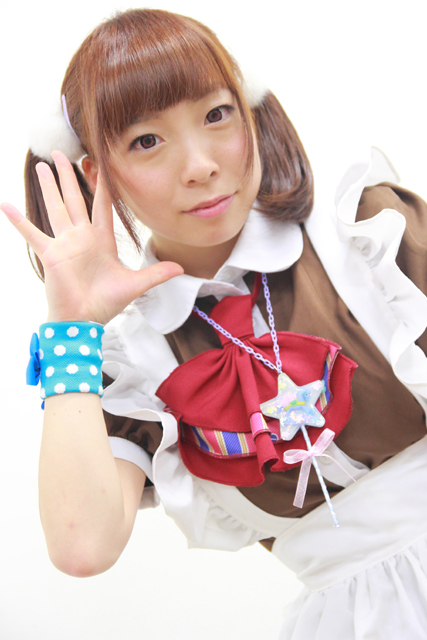 コスプレ美女に会える「コスエクスプレス」