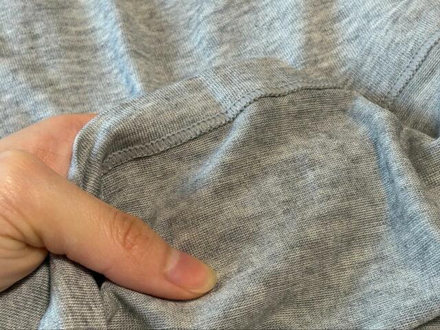 【UNIQLO:C 極暖ヒートテックカシミヤブレンドクルーネックT】カラーは豊富な7展開。なめらかな肌触りでストレスフリーな着心地です